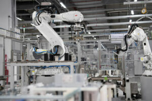 Fabrik der Zukunft: ABB eröffnet voll automatisierte Roboterfabrik in China