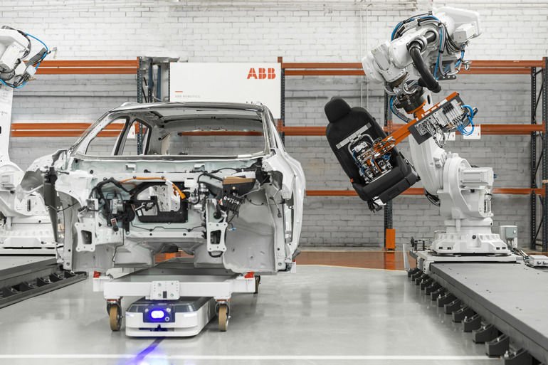 ABB kauft ASTI Mobile Robotics und verstärkt sich mit autonomen mobilen Robotern