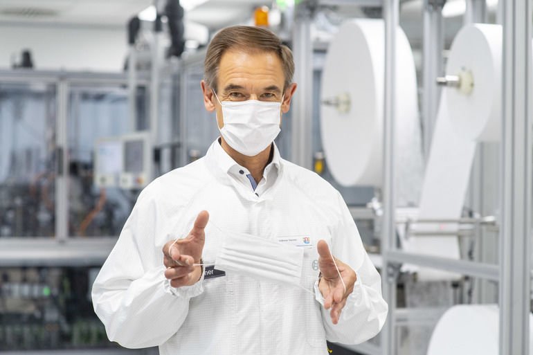 Coronavirus: Bosch startet Atemschutzmasken-Produktion auf vollautomatisierten Anlagen