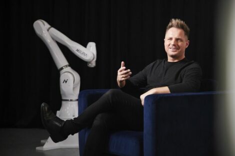 Neura Robotics holt seine Roboter-Produktion nach Deutschland