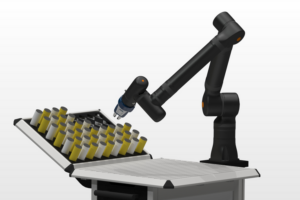 Kompakte CNC-Cobot-Zelle von IBK und Kassow Robots