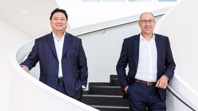 Kuka: Vorzeitige Vertragsverlängerung für Vorstände Peter Mohnen und Alexander Tan
