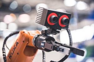 Mit Kamera und KI: So bringt Kuka Robotern das Sehen bei