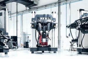 Nabtesco: Zykloidgetriebe sorgen für genauen Werkzeugmaschinen-Roboter
