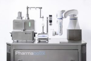 Medizin personalisiert – Abfüllen via Roboter automatisiert