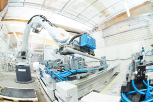 Rohmann: Flexibles Roboter-Palettieren mit Lidar-Sensor von Sick