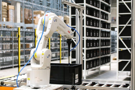 Sereact: KI-Robotik fürs automatisierte Pick&Place beim Kommissionieren
