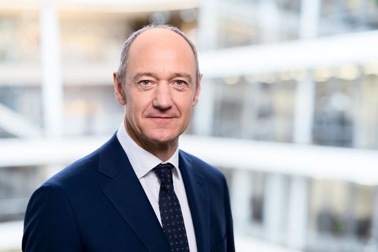 Siemens stärkt Digitalisierung mit Roland Busch