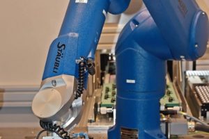 Flexible Sensormontage mit Stäubli-Roboter