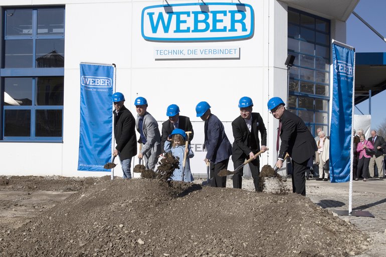 Spatenstich: Weber expandiert in Wolfratshausen