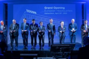 Roboterhersteller Yaskawa eröffnet neues europäisches Headquarter