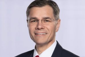 Carl Zeiss AG: Dr. Karl Lamprecht wird neuer CEO