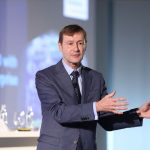 Klaus Helmrich, Mitglied des Siemens-Vorstands und CEO von Digital Industries, auf der SPS 2019 in Nürnberg