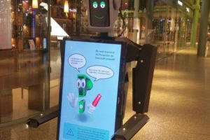 Corona-Krise: Wie ein Roboter den Einzelhandel unterstützt